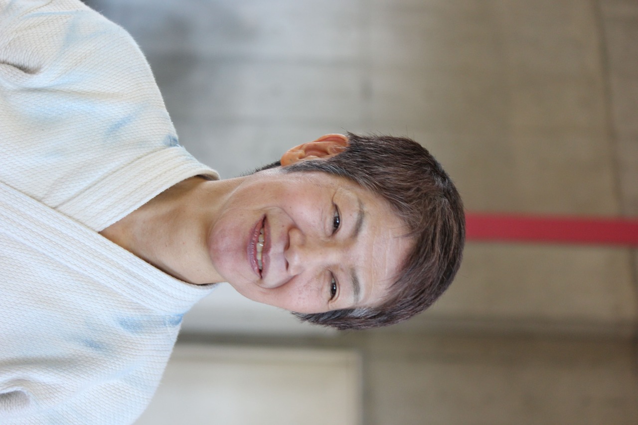 村岡 倫子 先生